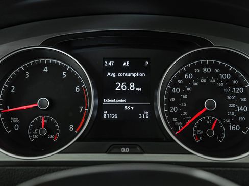 Used 2015 Volkswagen Golf SE image 17