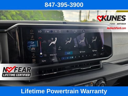 Used 2025 Jeep Wrangler Unlimited Sahara AWD/4WD image 45