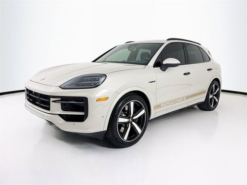 New 2026 Porsche Cayenne S image 1