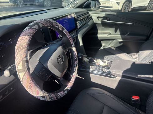 Used 2025 Toyota Camry XSE w/ Premium Plus Package image 9