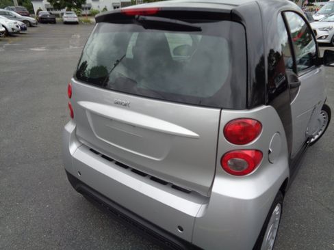 Used 2015 smart fortwo Coupe image 6