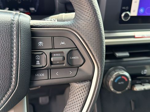 New 2026 Toyota Tacoma TRD Off-Road AWD/4WD image 16