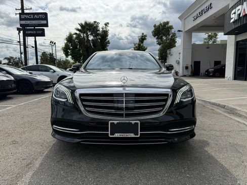 Used 2019 Mercedes-Benz S 560 Sedan image 2