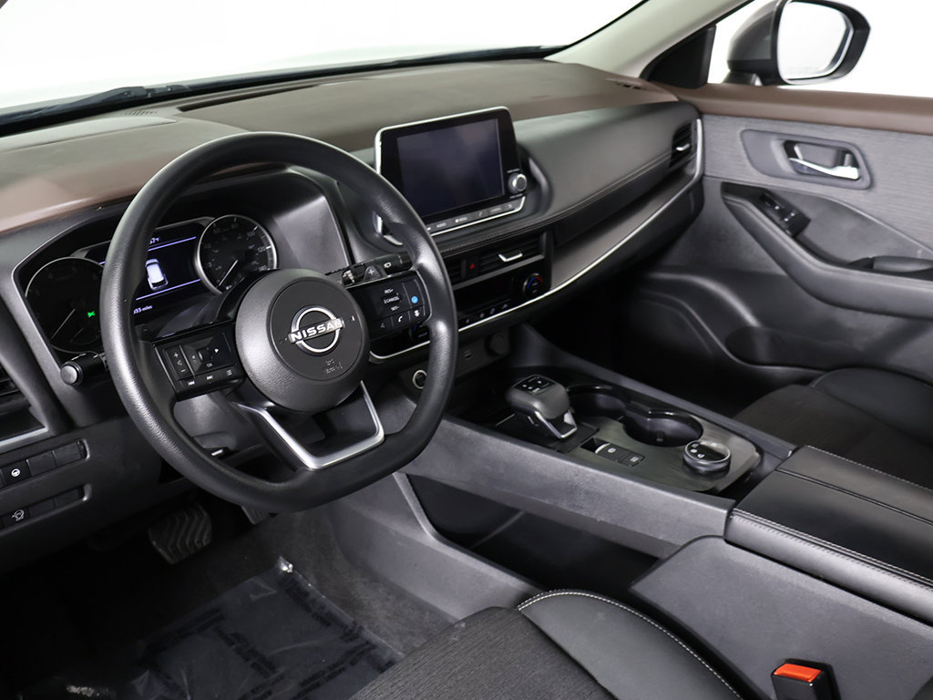Used 2023 Nissan Rogue SV AWD/4WD image 25
