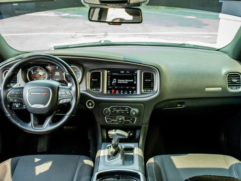 Used 2019 Dodge Charger SXT AWD/4WD image 16