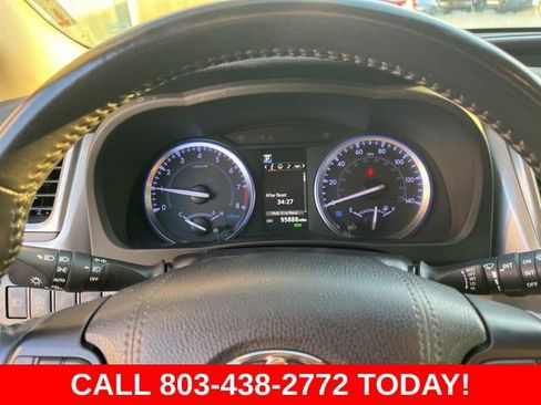 Used 2019 Toyota Highlander Limited image 21