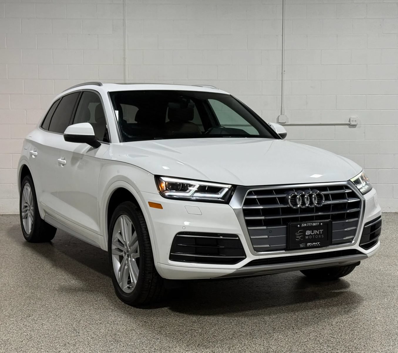 Used 2018 Audi Q5 2.0T Premium Plus w/ Premium Plus Package AWD/4WD image 4