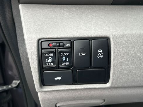 Used 2016 Honda Odyssey EX-L image 15