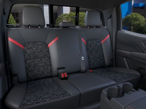 New 2026 Chevrolet Colorado Z71 w/ Technology Package image 17