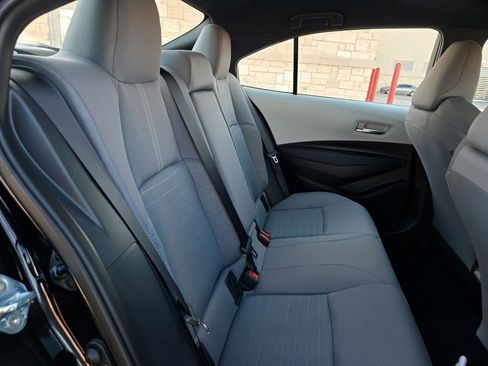 Used 2025 Toyota Corolla SE FWD image 29
