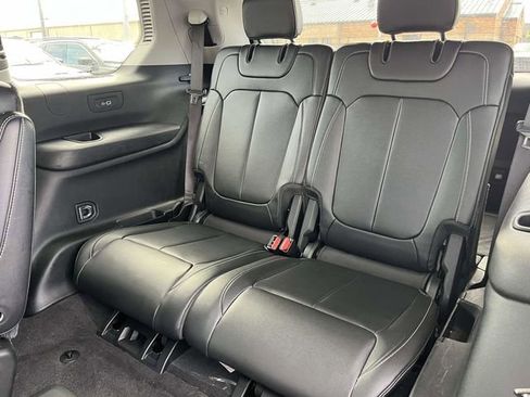 Used 2022 Jeep Grand Cherokee L Limited image 16