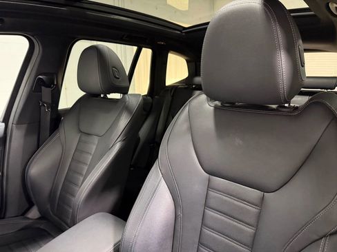 Used 2021 BMW X3 xDrive30i w/ M Sport Package image 18