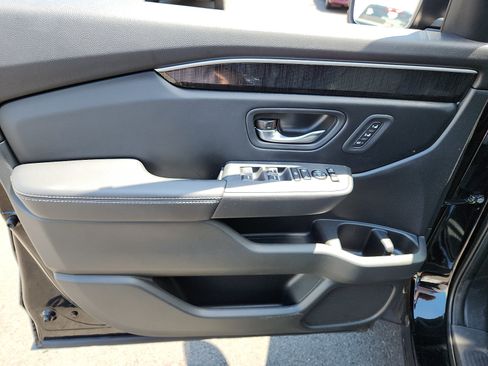 Used 2023 Honda Pilot Elite image 13