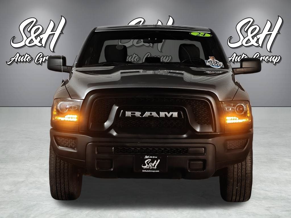 Used 2024 RAM 1500 Warlock AWD/4WD image 16