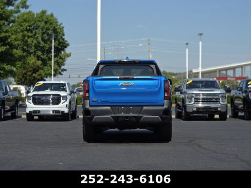 Used 2026 Chevrolet Silverado EV Trail Boss AWD/4WD image 6
