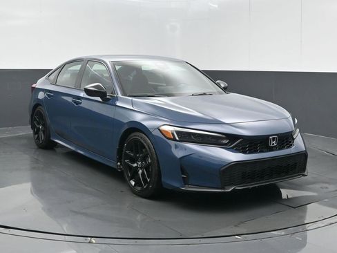 Certified 2025 Honda Civic Sport image 2