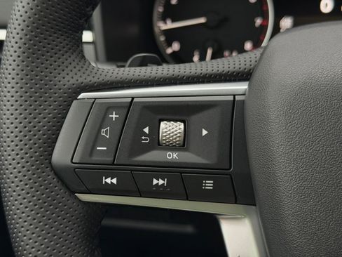 New 2026 Mitsubishi Outlander LE AWD/4WD image 13