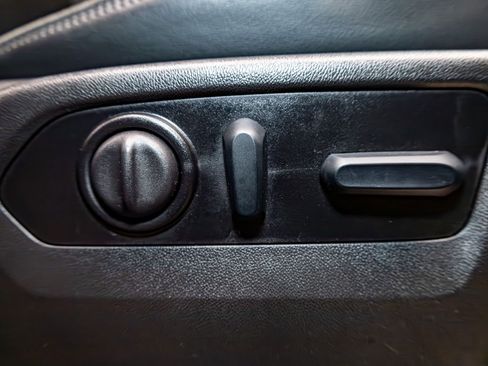 Used 2022 Chevrolet Silverado 2500 High Country w/ Technology Package image 29