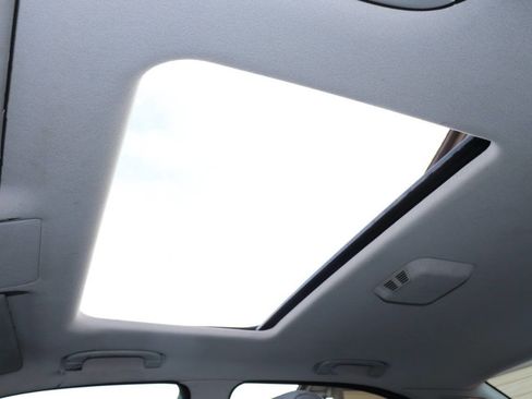 Used 2002 BMW 530i Sedan image 29