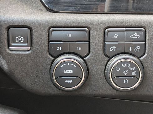 Used 2024 Chevrolet Silverado 2500 LT w/ All Star Edition AWD/4WD image 18