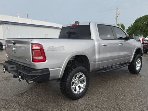 Used 2019 RAM 1500 Laramie w/ Off Road Group AWD/4WD image 3
