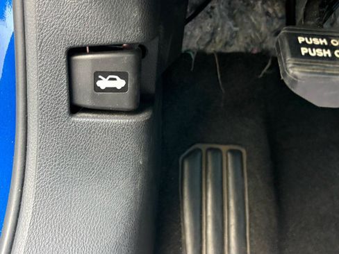 Used 2025 Nissan Altima 2.5 SV FWD image 16