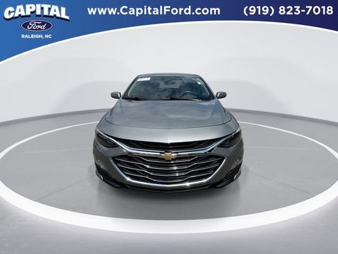 Used 2024 Chevrolet Malibu LT FWD image 3