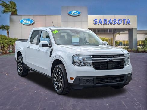 Used 2022 Ford Maverick Lariat w/ Equipment Group 500A Standard AWD/4WD image 1