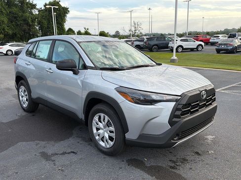 New 2026 Toyota Corolla Cross L FWD image 8