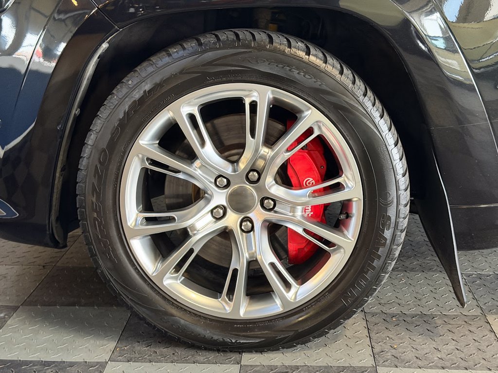 Used 2014 Jeep Grand Cherokee SRT8 w/ Luxury Group II AWD/4WD image 32