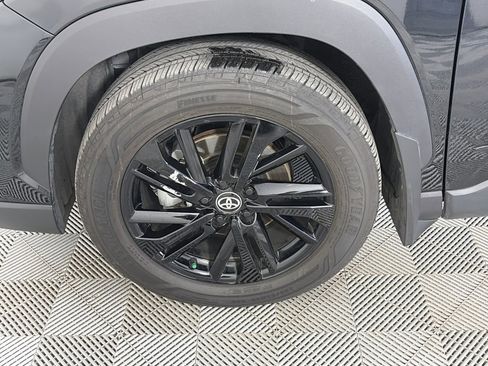 Used 2025 Toyota Corolla Cross AWD Hybrid image 8