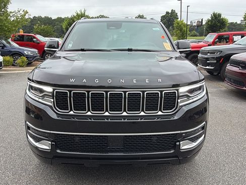 Used 2024 Jeep Wagoneer L 2WD w/ Premium Group I image 3