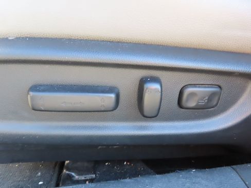 Used 2013 Honda Accord EX-L image 30