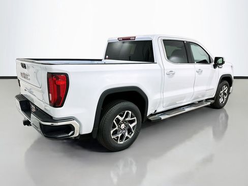 New 2026 GMC Sierra 1500 SLT RWD image 7