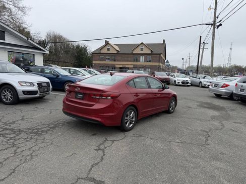 Used 2017 Hyundai Elantra Value Edition FWD image 7