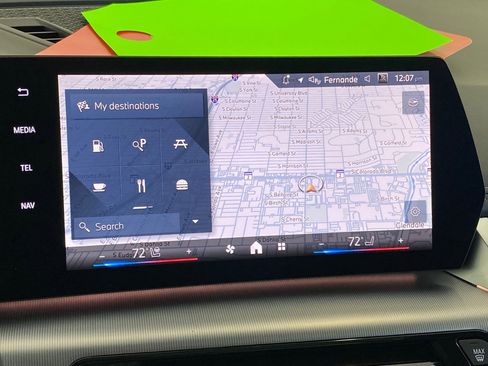 Used 2025 BMW X1 xDrive28i w/ Premium Package image 26