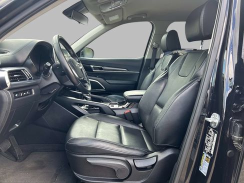 Used 2022 Kia Telluride LX AWD/4WD image 14