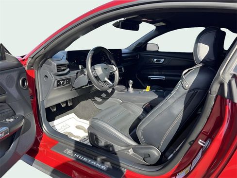 Used 2024 Ford Mustang GT Premium image 10