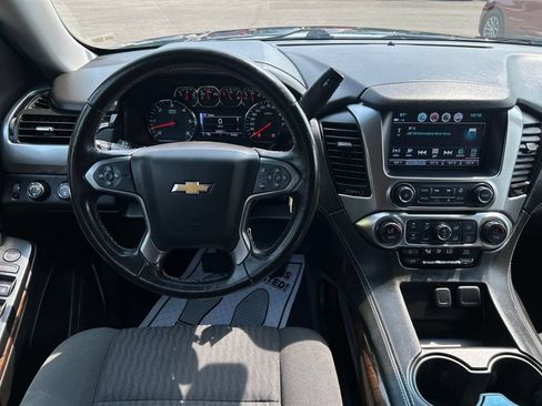 Used 2019 Chevrolet Tahoe LS AWD/4WD image 17