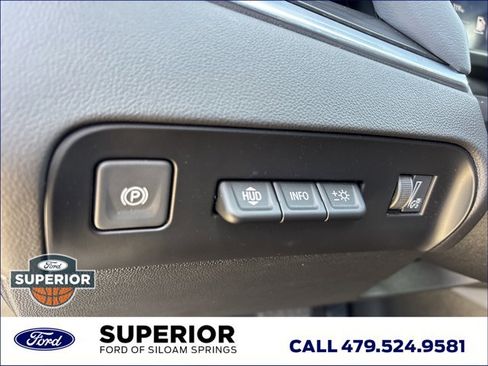 Used 2024 Buick Enclave Premium AWD/4WD image 28