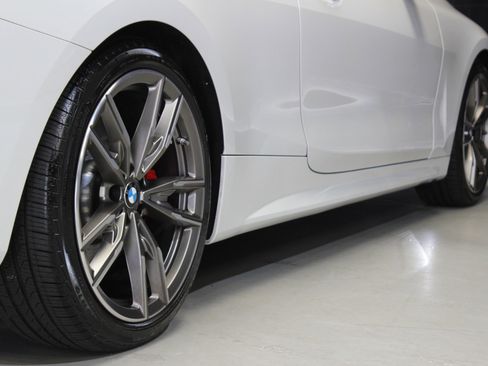 Used 2024 BMW M440i Convertible RWD image 20