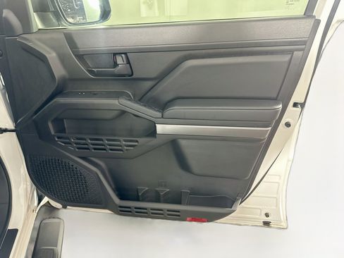 Used 2025 Toyota Tacoma SR5 RWD image 32
