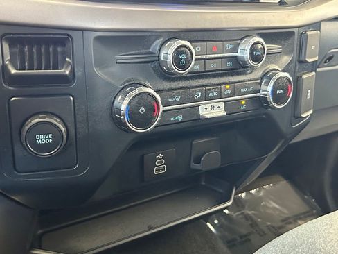 Used 2025 Ford F150 XLT w/ Equipment Group 301A Standard RWD image 34