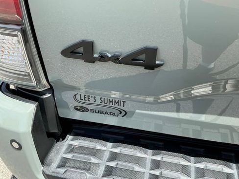 Used 2021 Toyota Tacoma TRD Pro AWD/4WD image 6