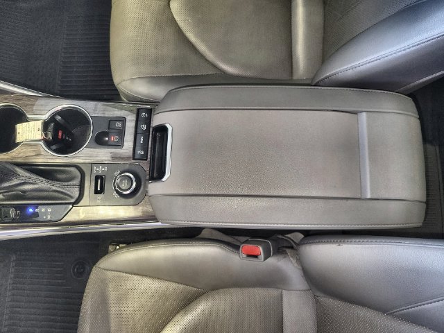 Used 2021 Toyota Highlander Platinum AWD/4WD image 21