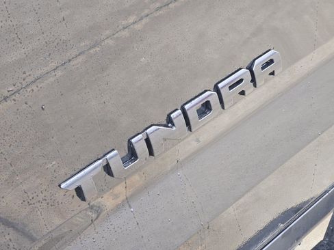 Used 2023 Toyota Tundra Limited image 12