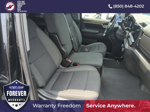Used 2023 Chevrolet Silverado 1500 LT AWD/4WD image 33