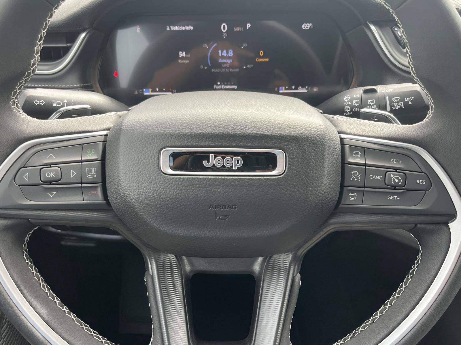 New 2026 Jeep Grand Cherokee Laredo AWD/4WD image 8