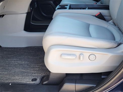 Used 2024 Honda Odyssey EX-L image 20