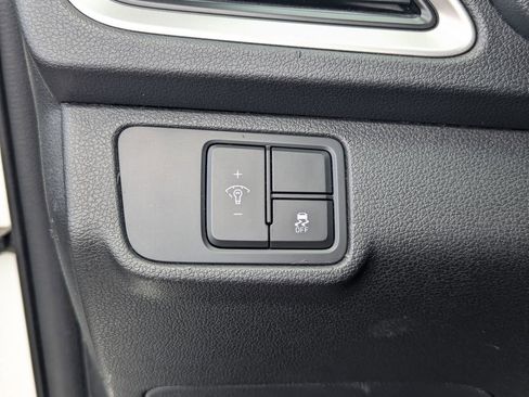 Used 2018 Hyundai Accent SE FWD image 21